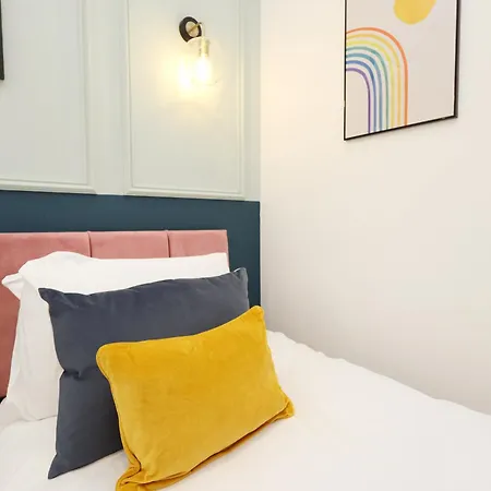 公寓 No 6 Grosvenor - 10min Walk From Cabot Circus *