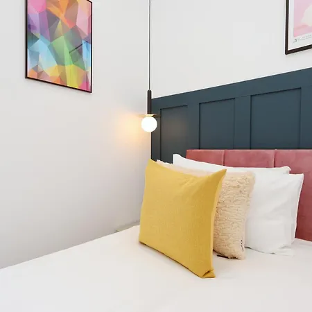 No 6 Grosvenor - 10min Walk From Cabot Circus Apartment