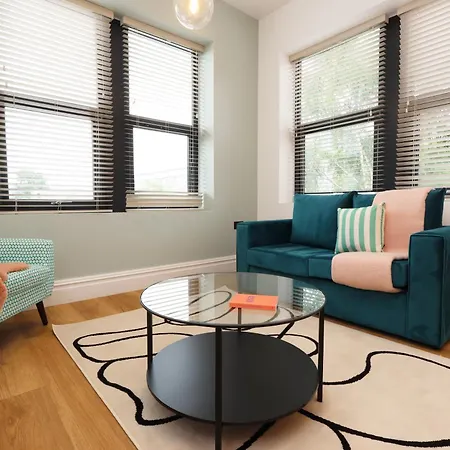公寓 No 6 Grosvenor - 10min Walk From Cabot Circus *