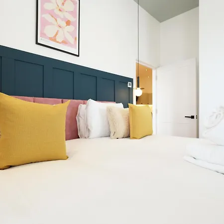Apartment No 6 Grosvenor - 10min Walk From Cabot Circus *
