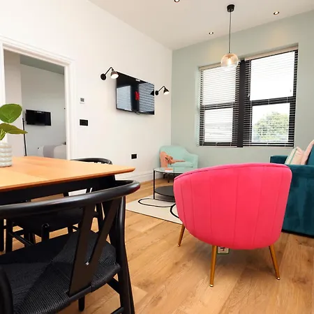 Apartment No 6 Grosvenor - 10min Walk From Cabot Circus *