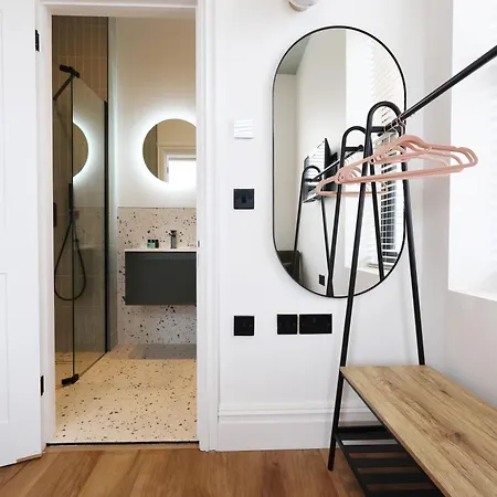 No 6 Grosvenor - 10min Walk From Cabot Circus * 布里斯托